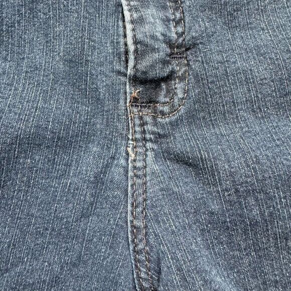 Lee Women's Jeans Slender Secret Lower On The Waist Size 12 Short Stretch - Picture 7 of 15